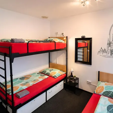 Hostel V38-2